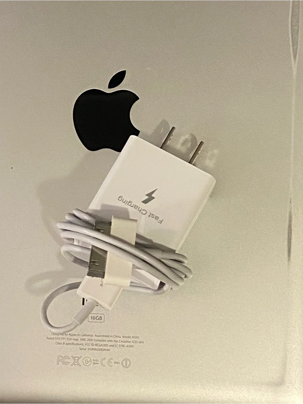 Apple iPad 2 (2nd Gen - 2011/12) 16GB WiFi Model with Charging Cable and Adapter